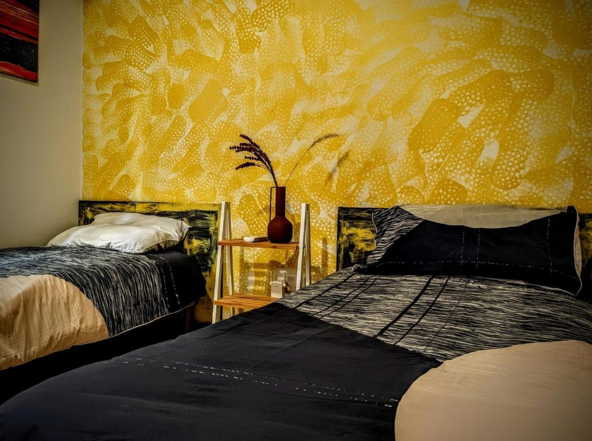 Quiet Ensuite Budget Twin Room Слима Екстериор снимка