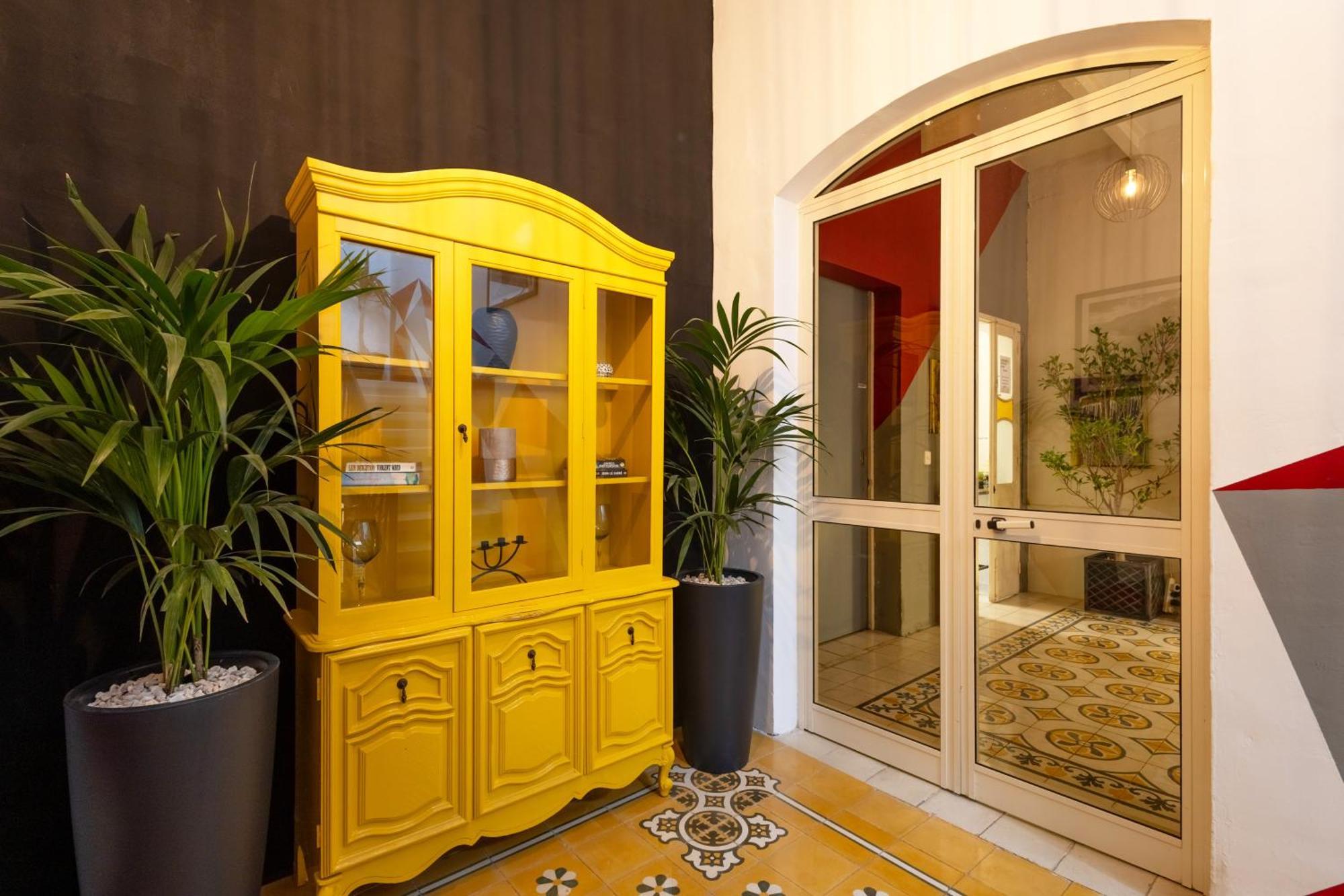 Quiet Ensuite Budget Twin Room Слима Екстериор снимка
